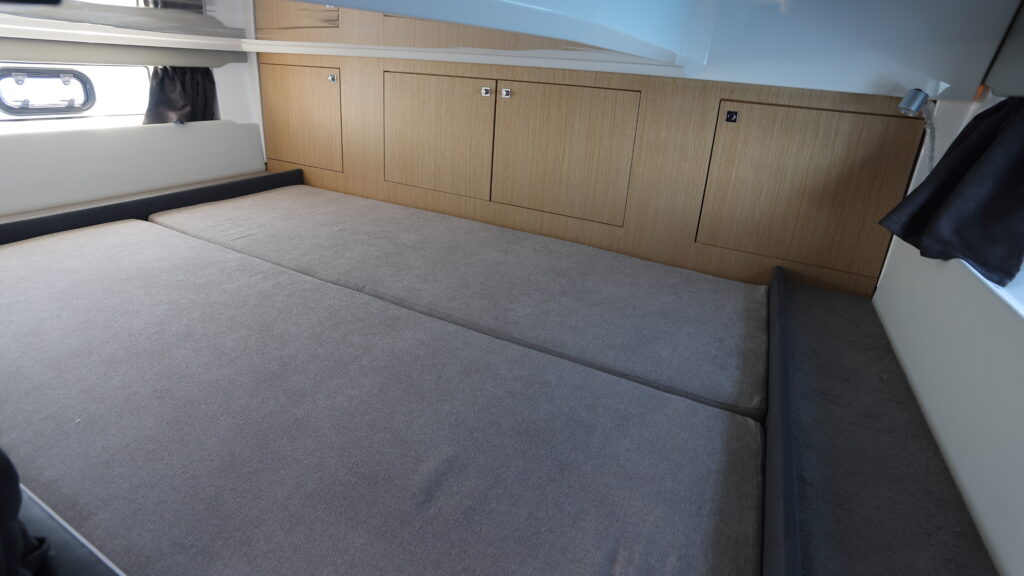 CS10_Interior_060