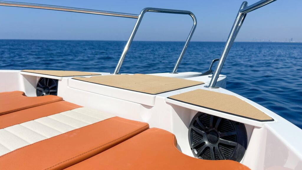 SL742_Exterior_110