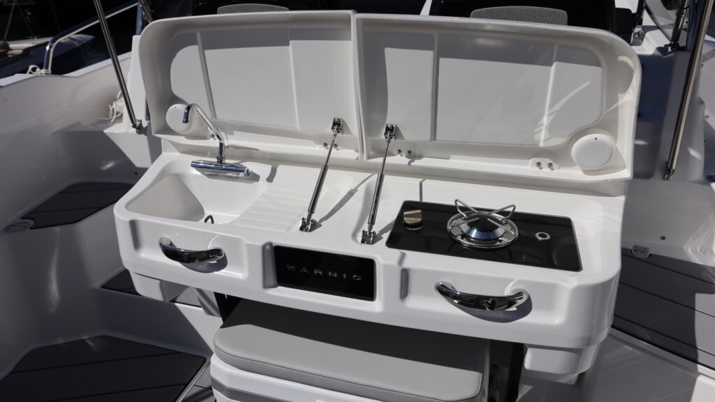 SL902_Exterior_050