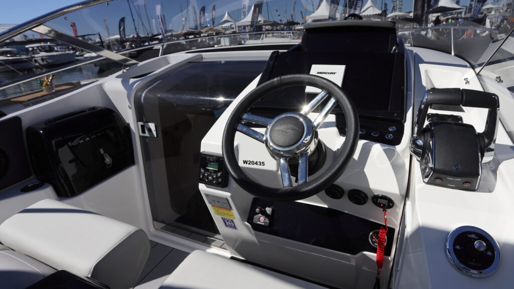SL902_Exterior_070